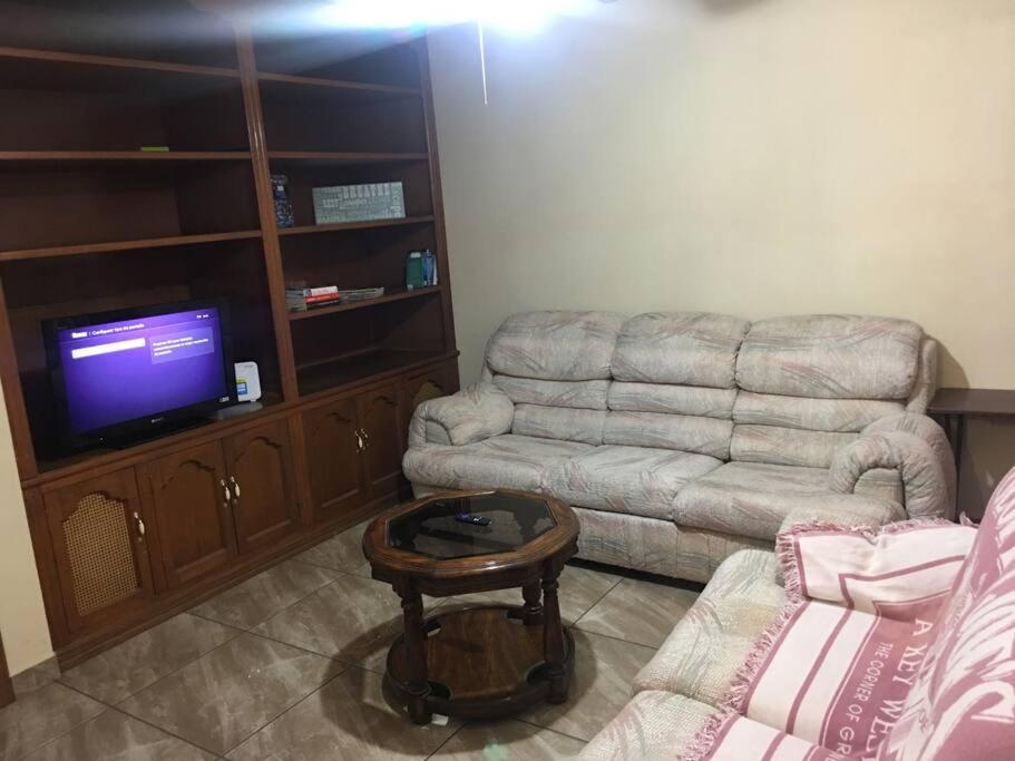 Casa Muy Comoda En Excelente Lugar Hermosillo Exterior foto
